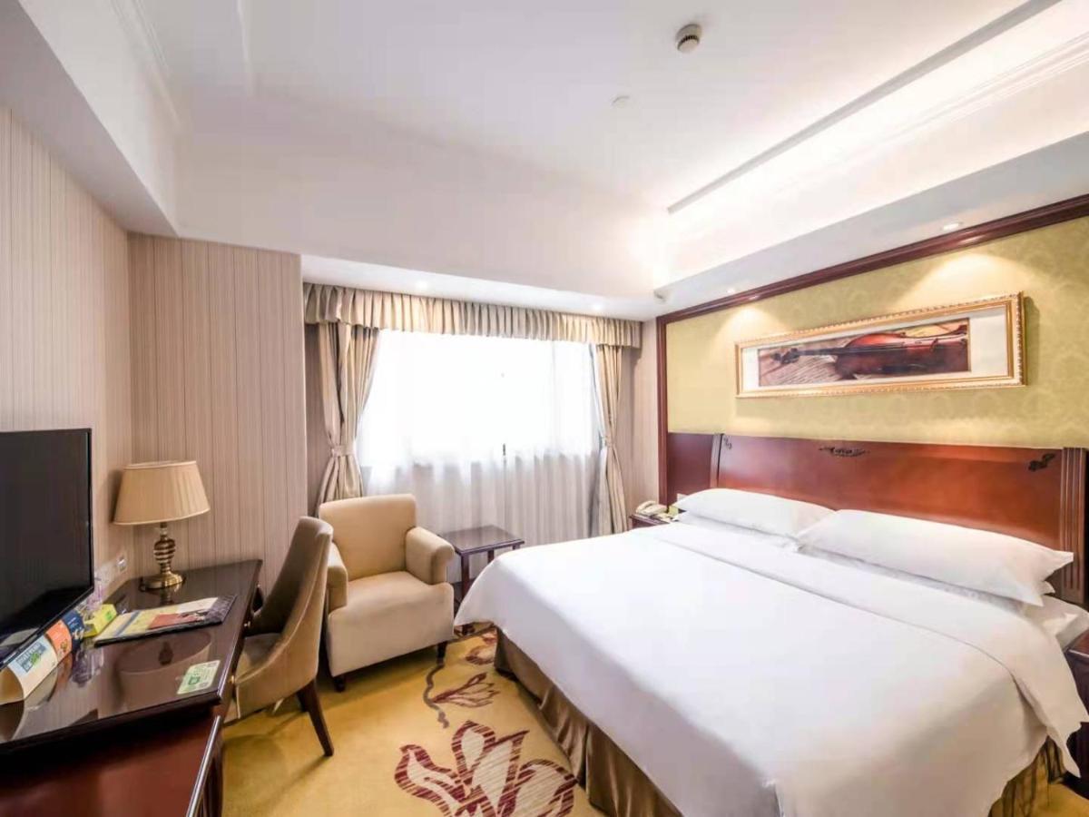 Vienna International Hotel Shanghai Pudong Xiupu Road Exterior photo